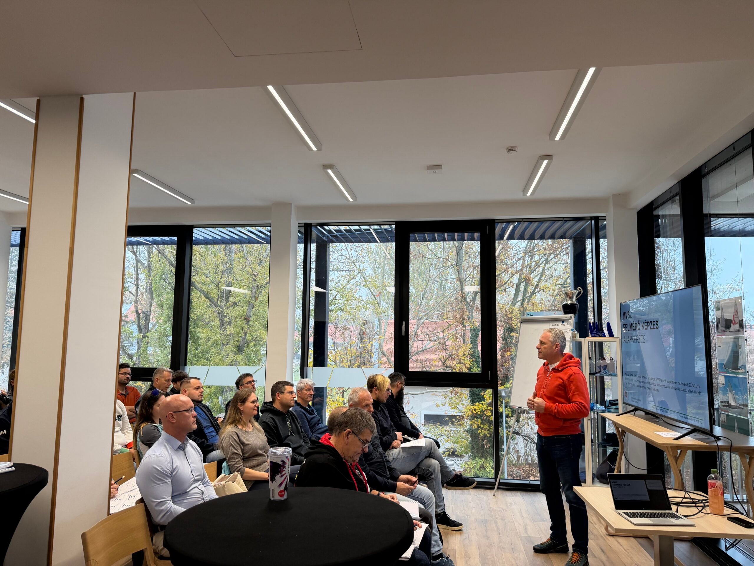 Több évtized szünet után ismét felmérői képzés indult