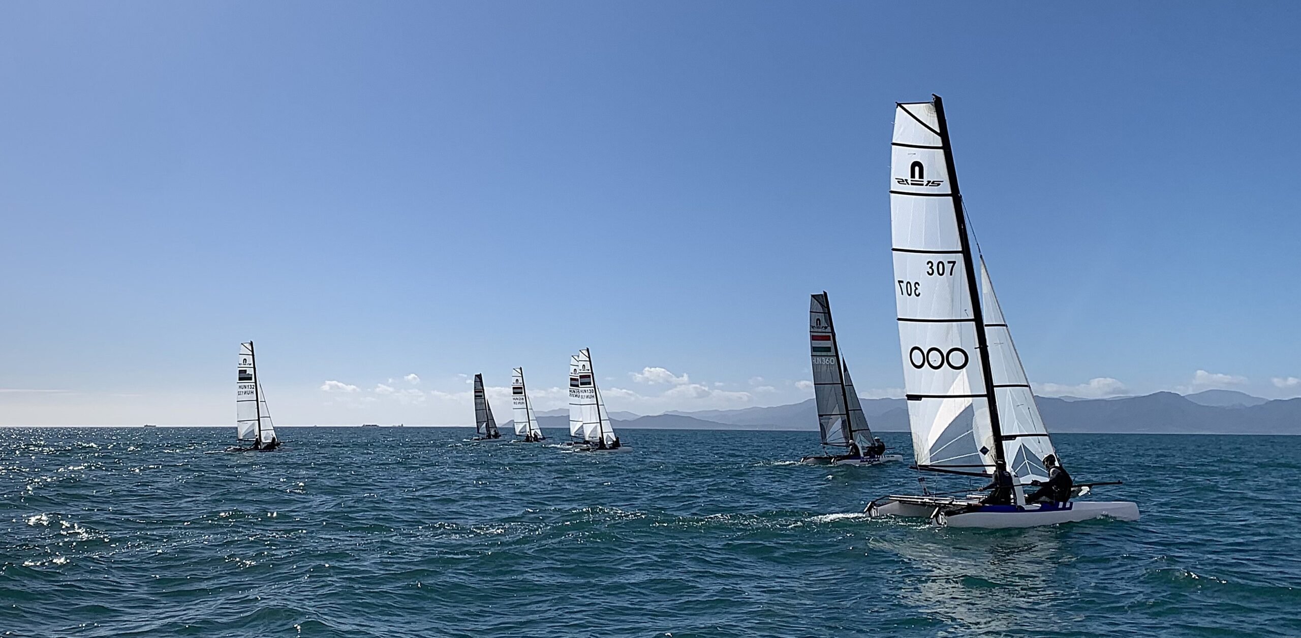 Erős szélben hódítanak a magyar Nacra 15 egységek 