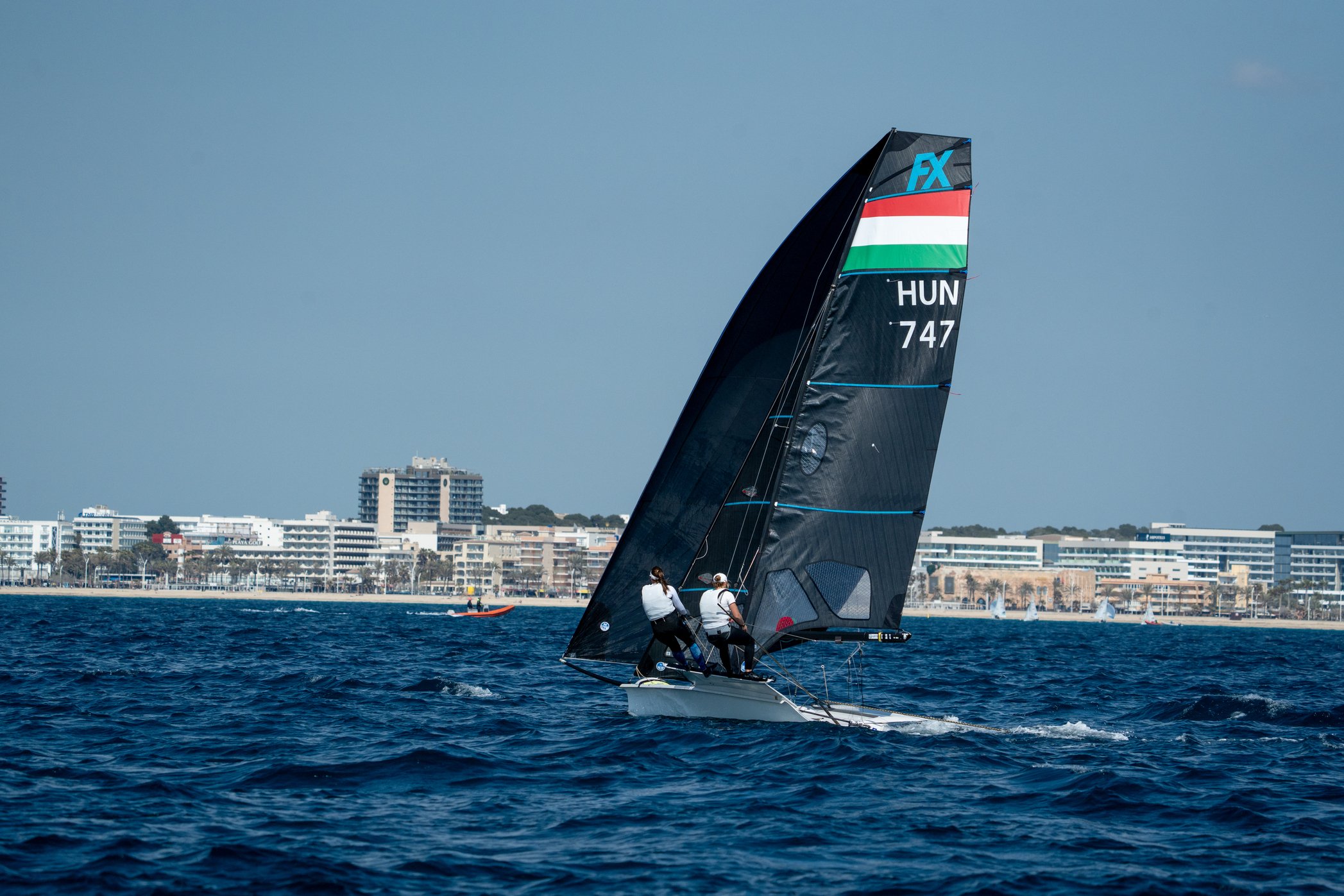 Fehér Boróka és Fehér Szonja készen állnak a szezon első Grand Slam-viadalára