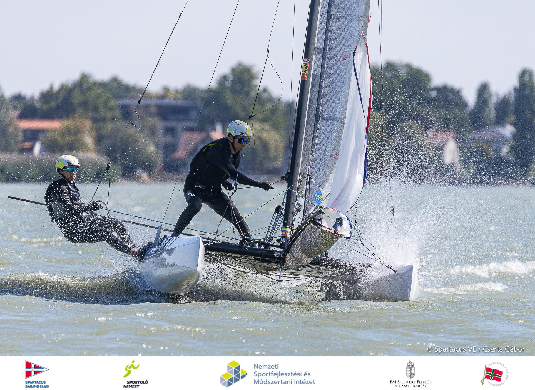 Dávoti Gréta és Moore Liam (BYC) nyerte a Nacra 15 Európa-kupát és az országos bajnokságot